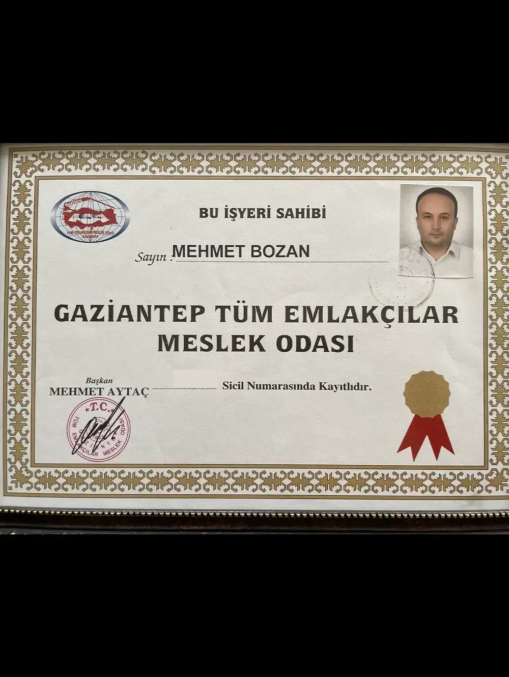 Biz Kimiz ?